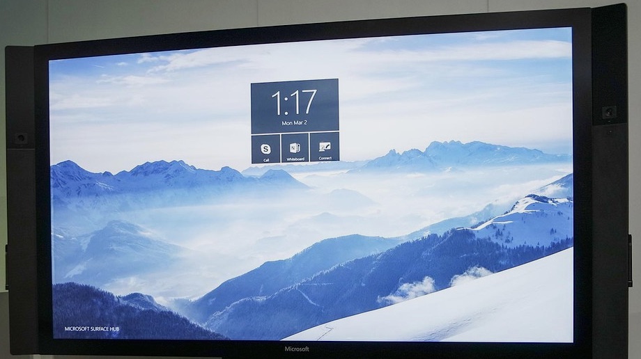 Microsoft Surface Hub - информация и стоимость устройства